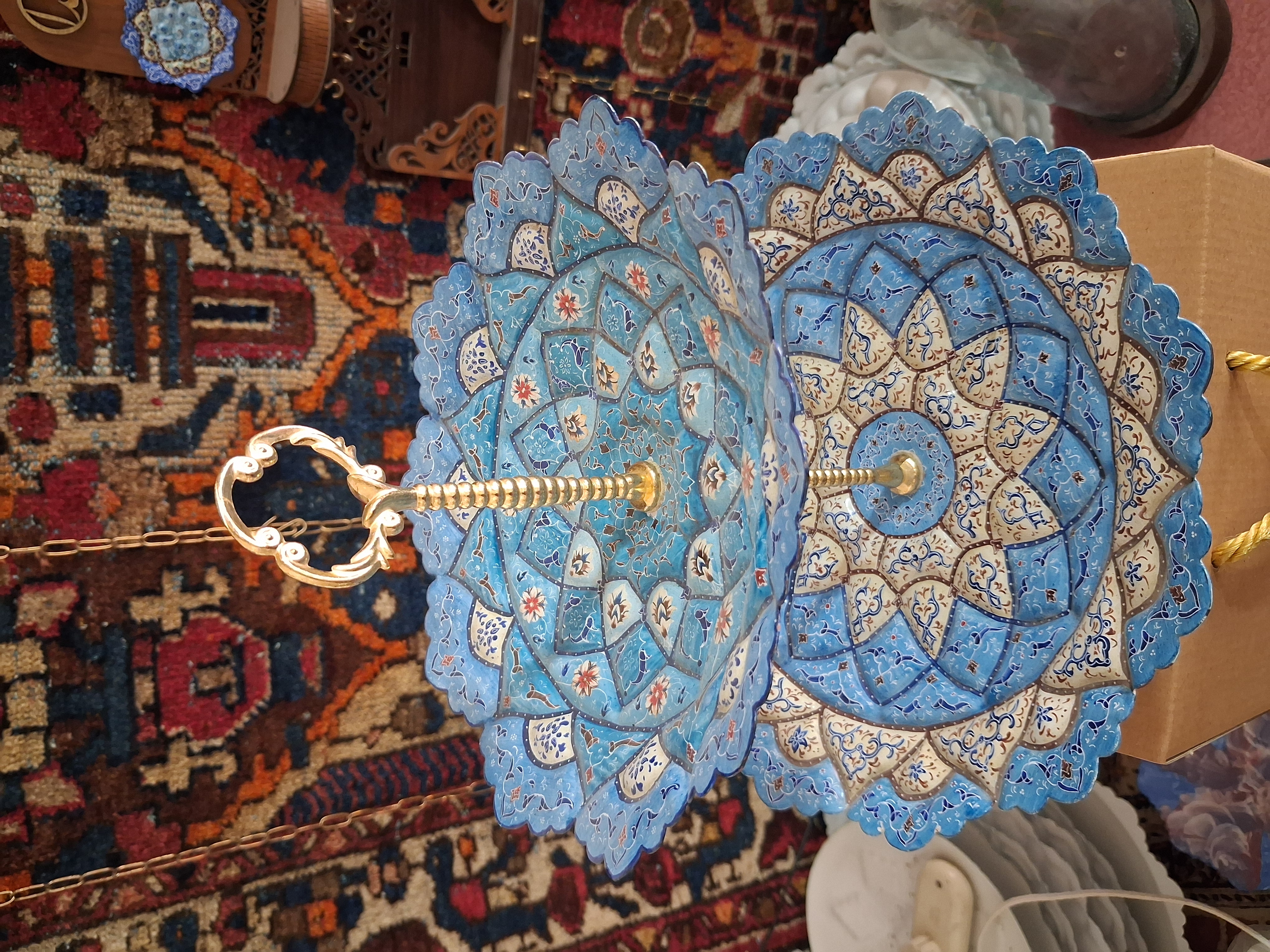 شیرینی خوری ۲طبقه با بشقاب ۲۵ سانت و ۲۰ سنت با طرح ختایی اسلیمی سنتی